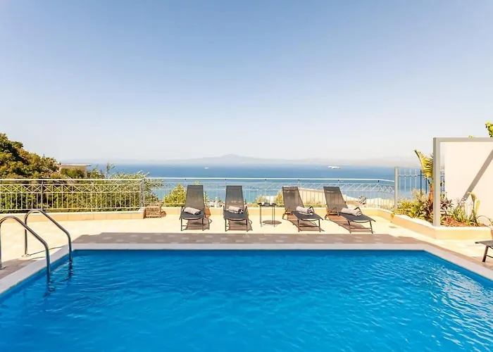 Aigli Luxury Villa - Seaview Panoramic Retreat