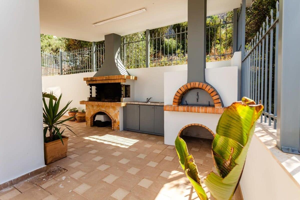 Aigli Luxury - Seaview Panoramic Retreat Villa Verga Kalamata
