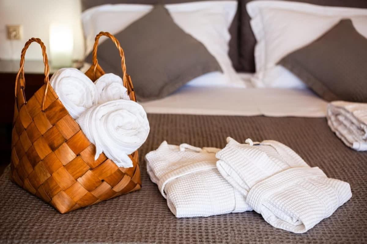 Aigli Luxury - Seaview Panoramic Retreat *