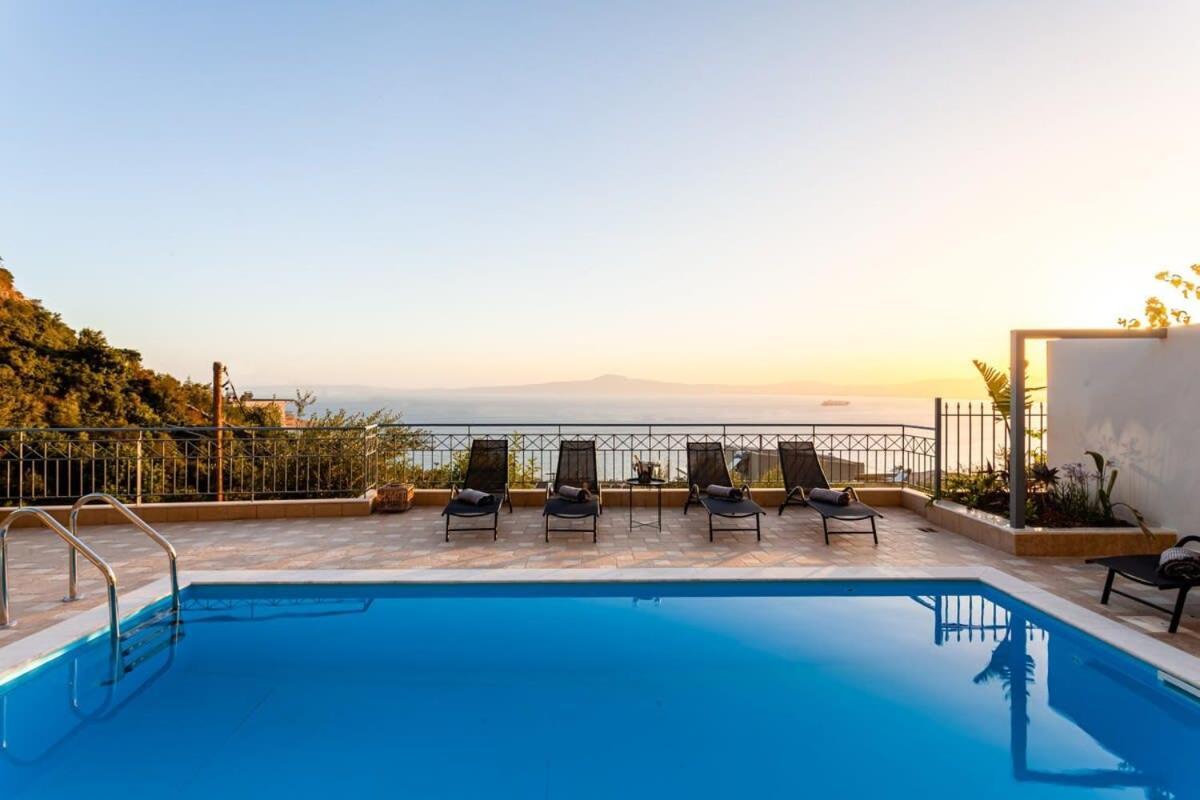 Villa Aigli Luxury - Seaview Panoramic Retreat Verga Kalamata
