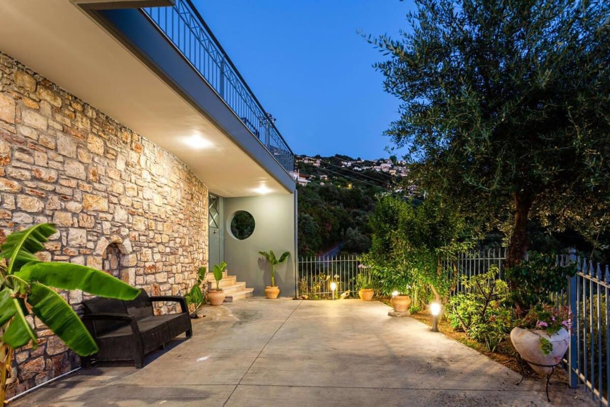 Aigli Luxury - Seaview Panoramic Retreat Verga Kalamata