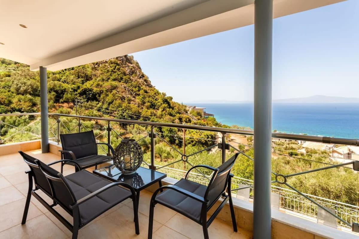 Villa Aigli Luxury - Seaview Panoramic Retreat *